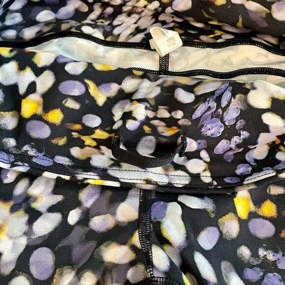 Lululemon Fast and Free Tight II Cropped Leggings - Size: 6 - Picture 7 of 13